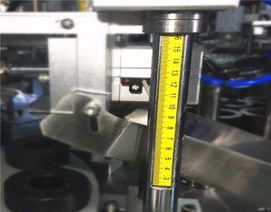 Ultrasonik mühürleme kosmetik boru doldurma maşını